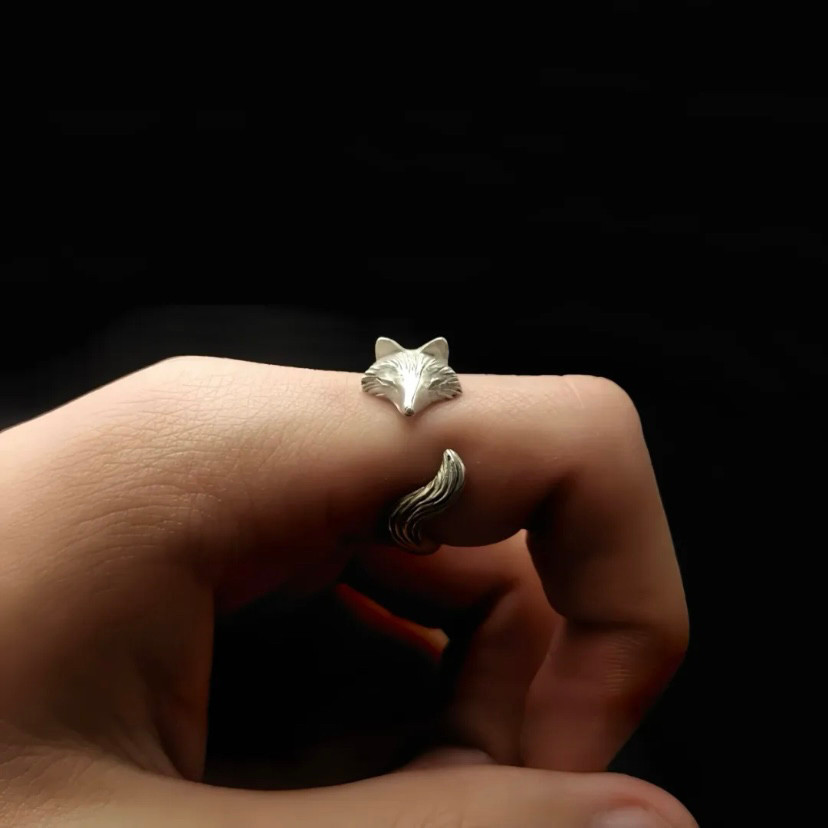 vintage antique Cunning fox ring