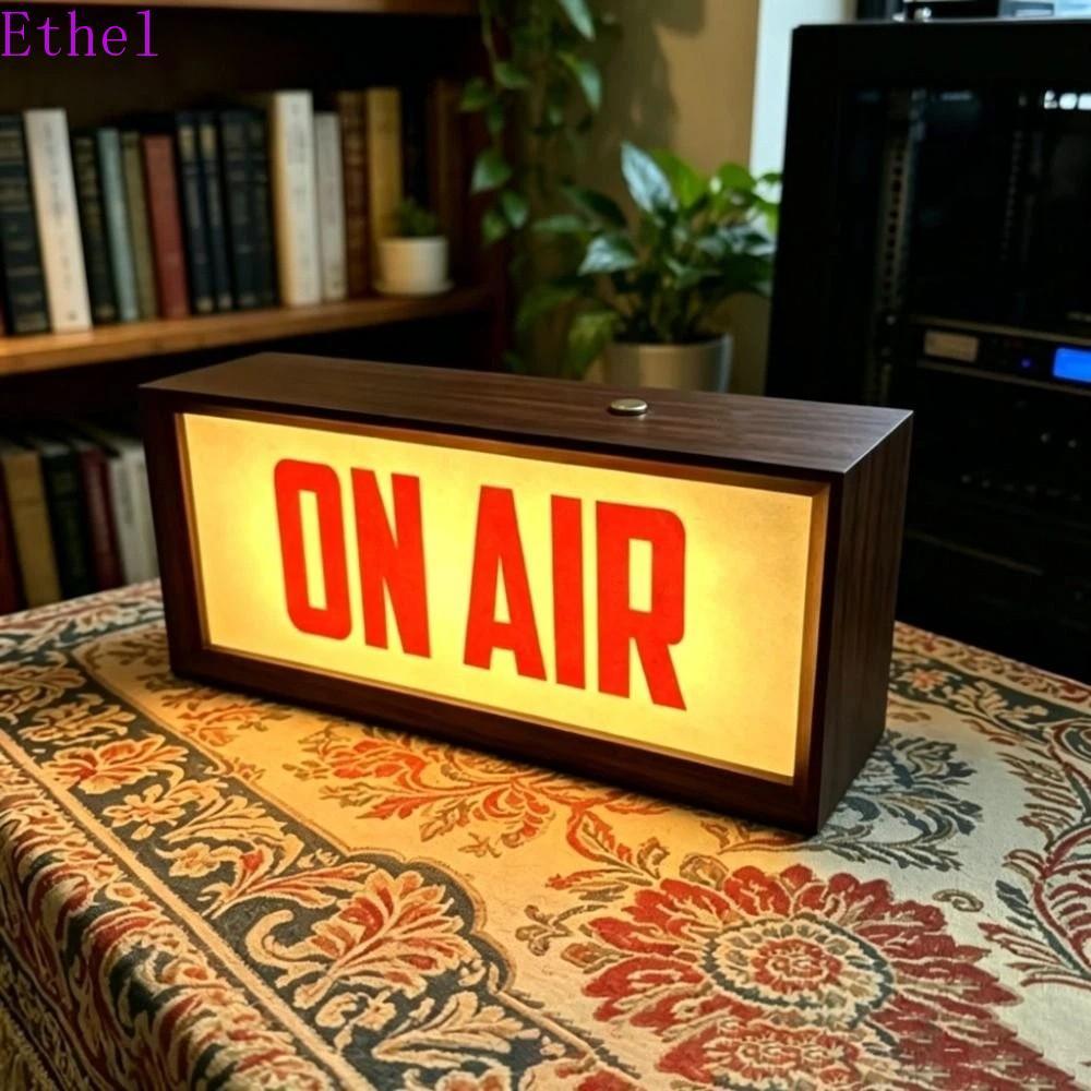 ป้าย ETHEL บน AIR, ปลั๊ก USB ในกล่องไฟ LED ติดผนัง, INTER ออกอากาศโต๊ะ Mount Light Up Design Broadca