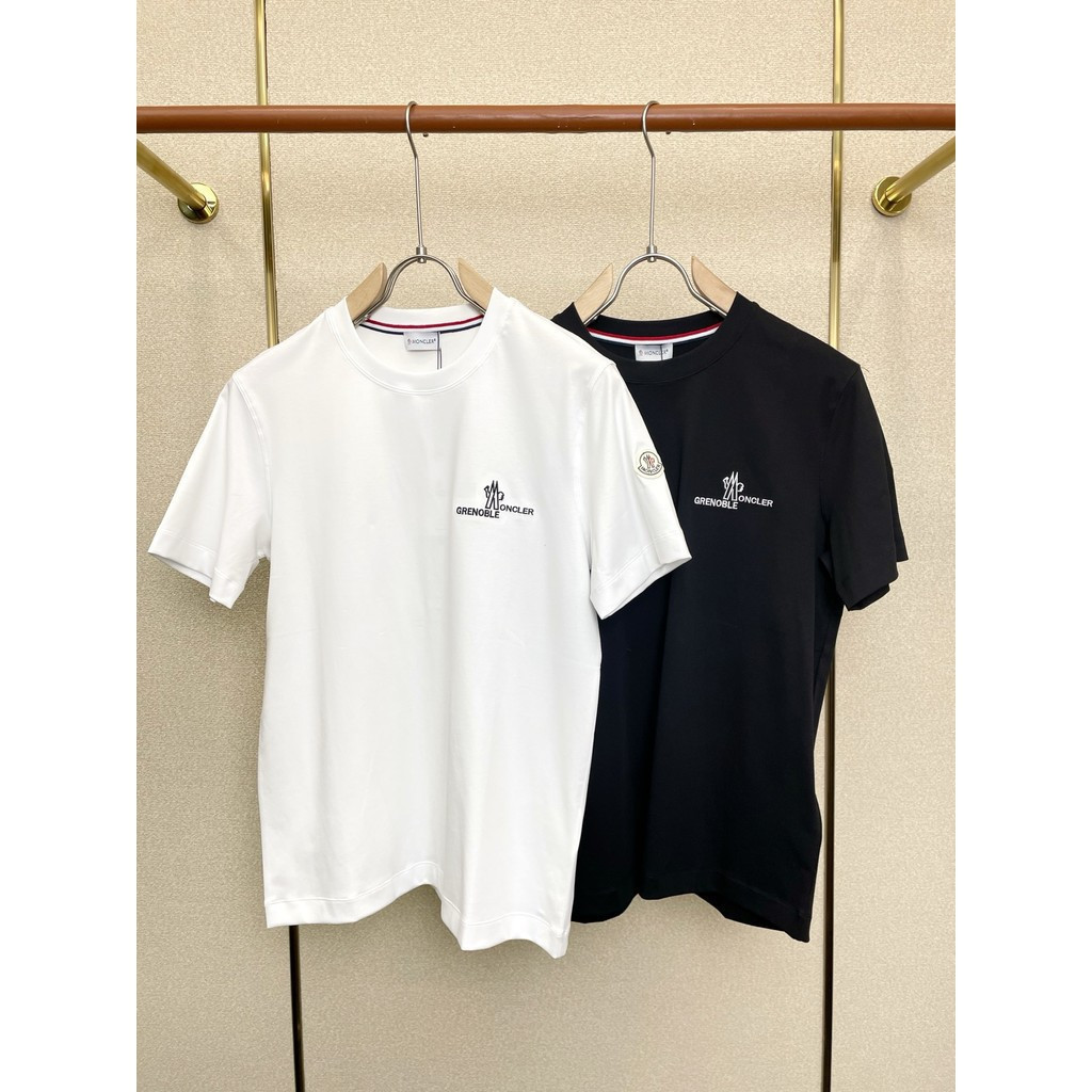 Moncler/Mengkou 2026 คลาสสิกรอบคอแขนสั้นเสื้อยืดผู้ชายผู้หญิงสไตล์ 2026 ต้นฤดูใบไม้ผลิสไตล์ใหม่การออ