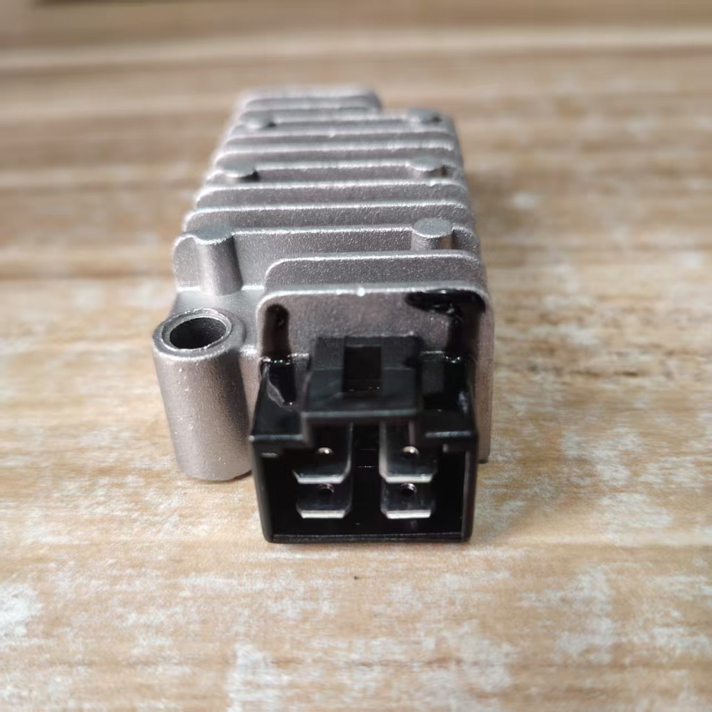 เหมาะสําหรับ TW200 FZR250 FZX250 XTZ660 Tenere TZR250 Rectifier ไฟแช็ก