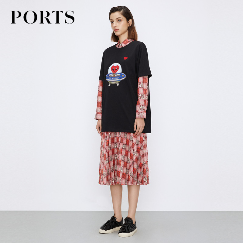PORTS PORTS คู่สไตล์แขนสั้นรอบคอ Alien เสื้อยืดผู้ชายผู้หญิงสไตล์เดียวกัน LM9N048HCC024
