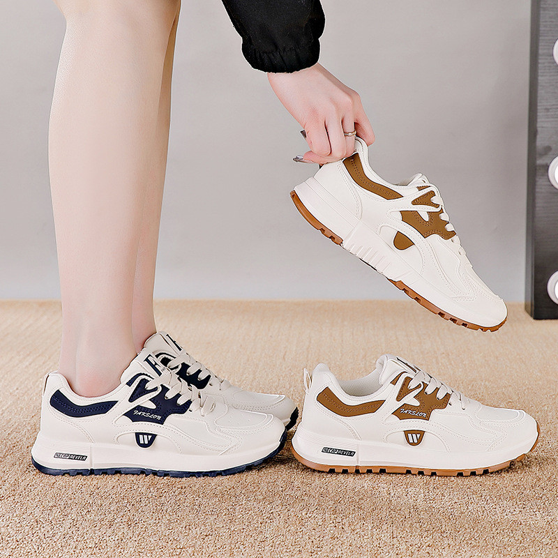 รองเท้าผู้หญิงขนาดใหญ่ฤดูใบไม้ผลิForrest Gumpรองเท้าผู้หญิงแฟชั่นAll-Matchกีฬารองเท้าผู้หญิงสบายๆรอง