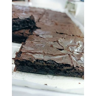 🍫บราวนี่คิวบ์ ดาร์คช็อค ไม่ใส่ผงฟู แป้งน้อย ไม่ใส่สารกันบูด 💥ราคา20กล่อง380.-💥