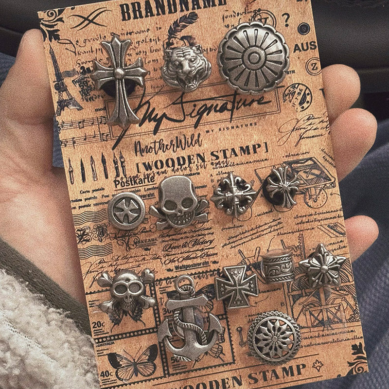Pirate Voyage Dark Metal Shoe Charms & Shoe Clips - หมุดตกแต่งแบบถอดได้ & Charm Pins สําหรับรองเท้าแตะ Clog, อุปกรณ์รองเท้า DIY & Clog ตกแต่ง, B