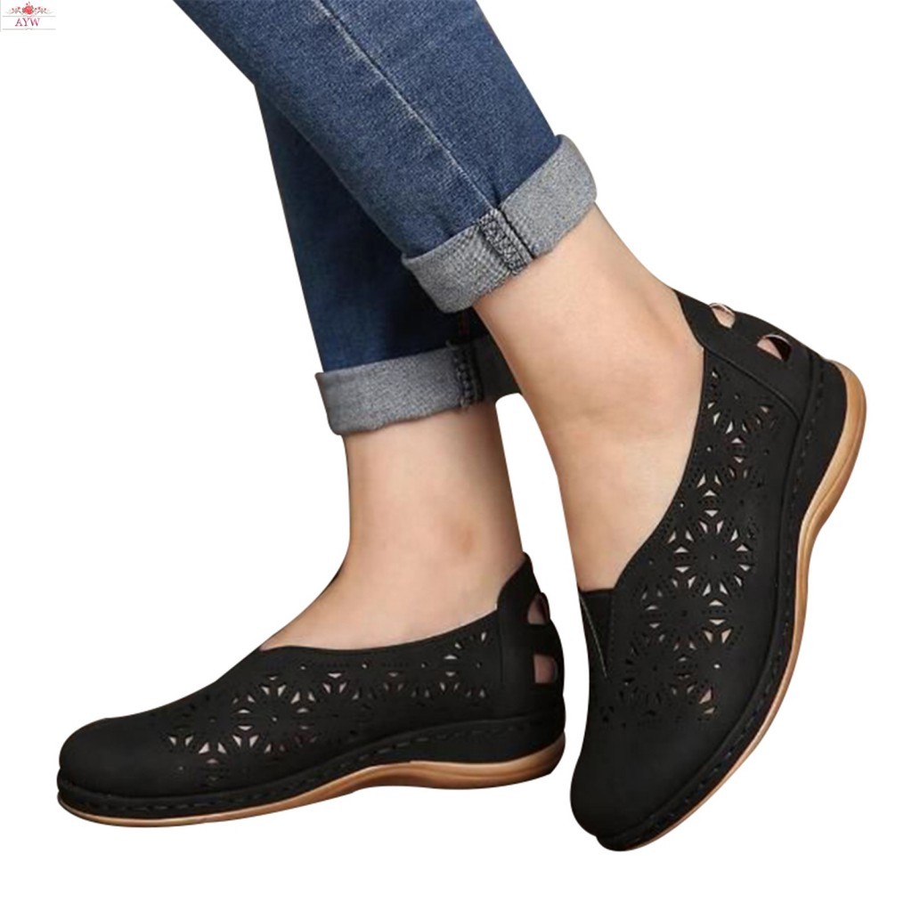 รองเท้าเดี่ยวสตรี Hollowed Out Wedge Heels รองเท้าเดินสบาย