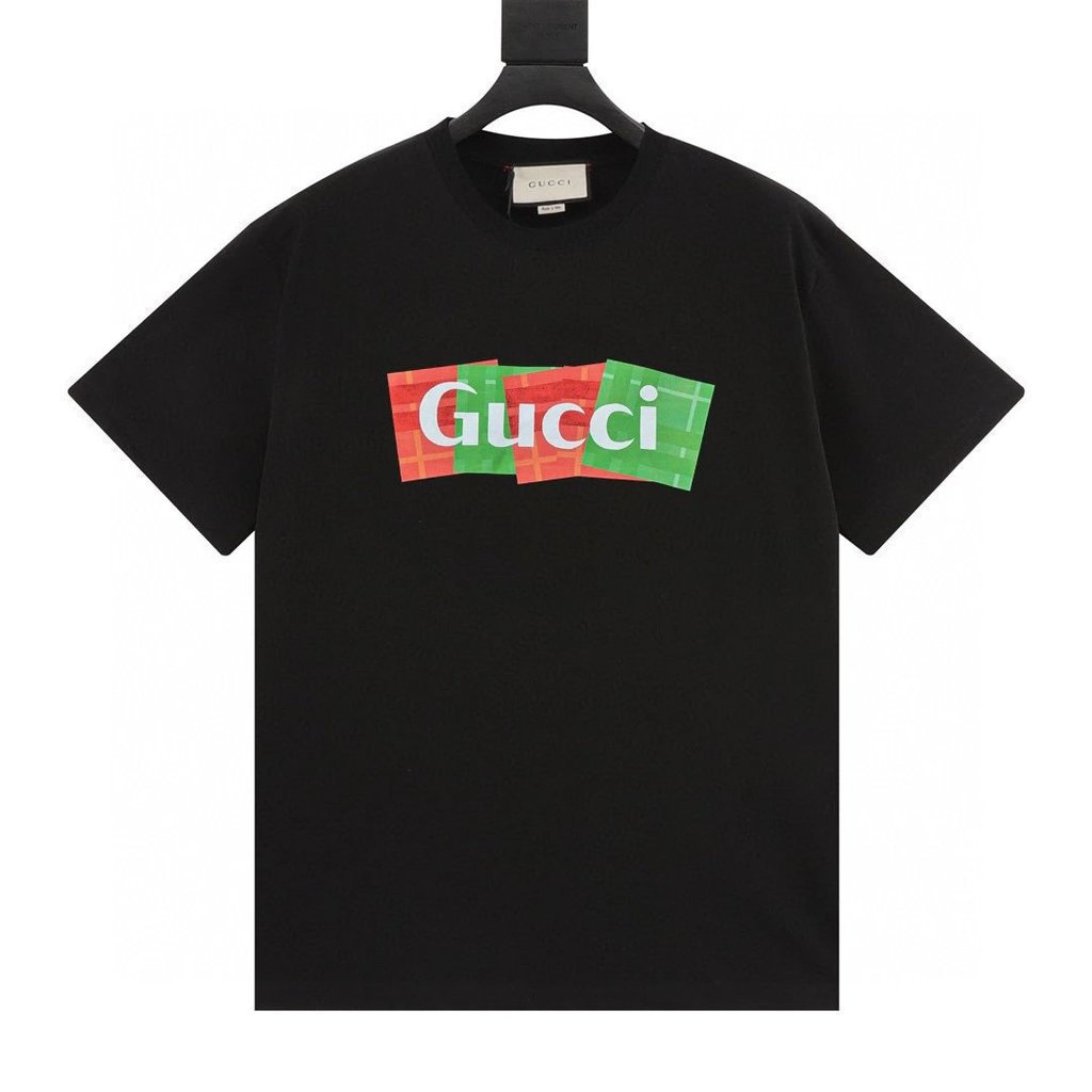 GUCCI/GUCCI/6XL2026 คลาสสิกรอบคอแขนสั้นเสื้อยืดผู้ชายผู้หญิงสไตล์ Co-Branded Counter สไตล์หลวมสบายผ้