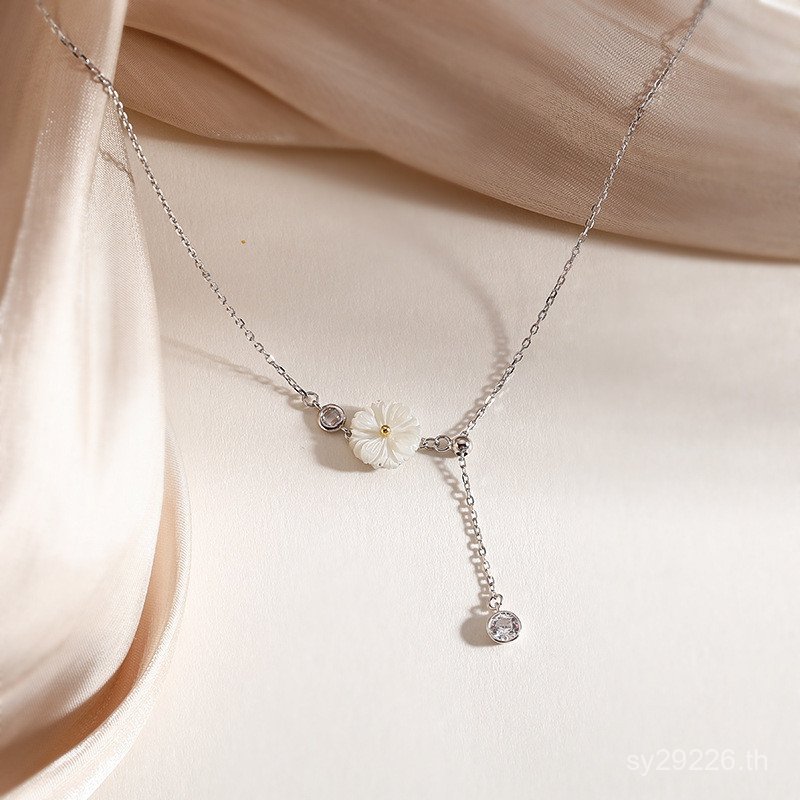 Simple Shell สร้อยคอ ins สร้อยคอหญิงอารมณ์ Clavicle Chain เครื่องประดับคอเดซี่ขนาดเล็กอินเทรนด์ High