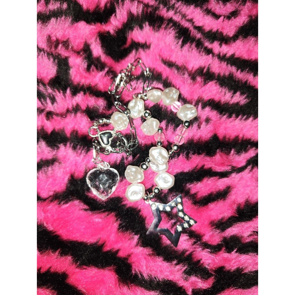 Summer Bummer Y2k Star & Pearl Bead Necklace
