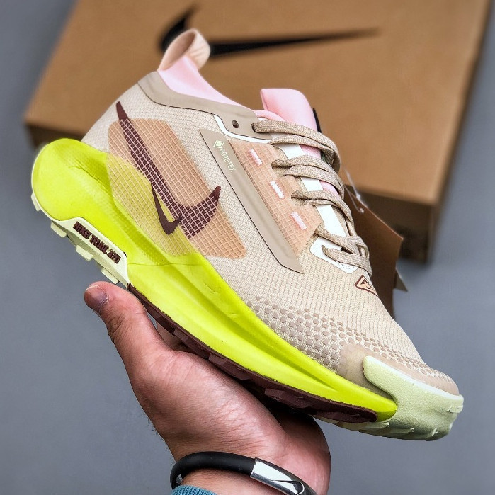 รองเท้าวิ่ง Reactx Pegasus Trail 5 GTX Next ดีไซน์ตาข่ายระบายอากาศ FQ0912