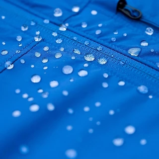 สเปรย์เคลือบกันน้ำ Revivex Durable Water Repellent จาก Gear Aid เหมาะกับเสื้อผ้าเทคนิค
