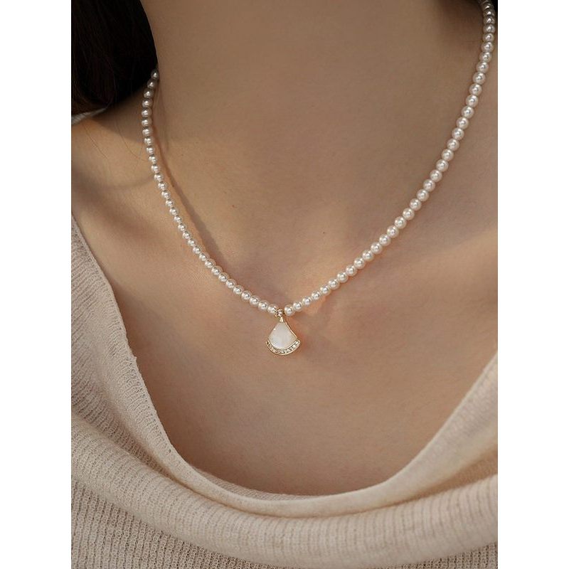 สร้อยคอยาว Niche Design ธรรมชาติ Mother-Oyster สร้อยคอมุกผู้หญิง 2026 ขายร้อนหรูหรา High-End Clavicl