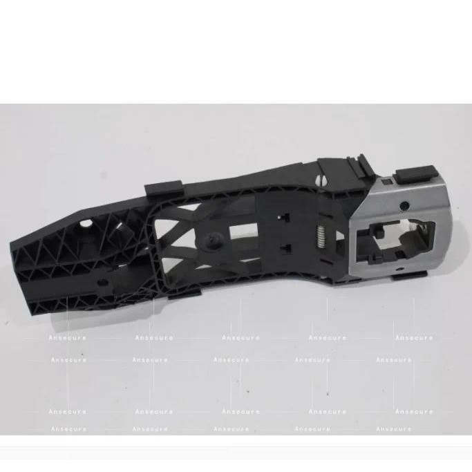 ด้านหน้าซ้ายไดรฟ์ประตูวงเล็บกรอบสําหรับ Audi A3 S3 8V Q2 TT TT TTS 8V0837885