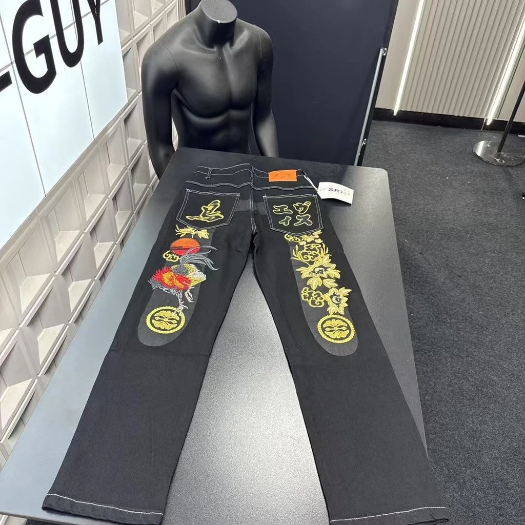 EVISU Fushen Jeans ฤดูใบไม้ร่วงและฤดูหนาว ปักลายดอกไม้หลายแบบ ขนาด 29-34 สีดำ