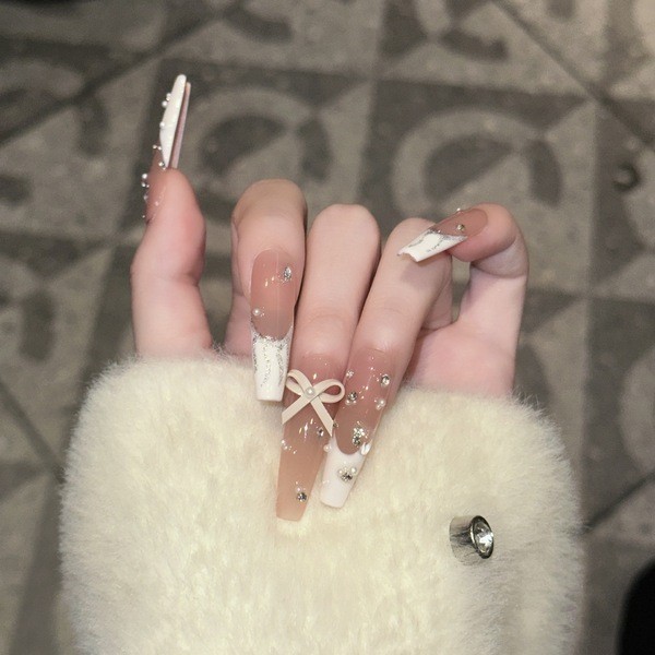 เล็บเจลแท้ เล็บปลอมยาว เล็บปลอมสำเร็จรูปยาว เล็บปลอม Derison [Matte Gauze Star] Nude Color Classy St