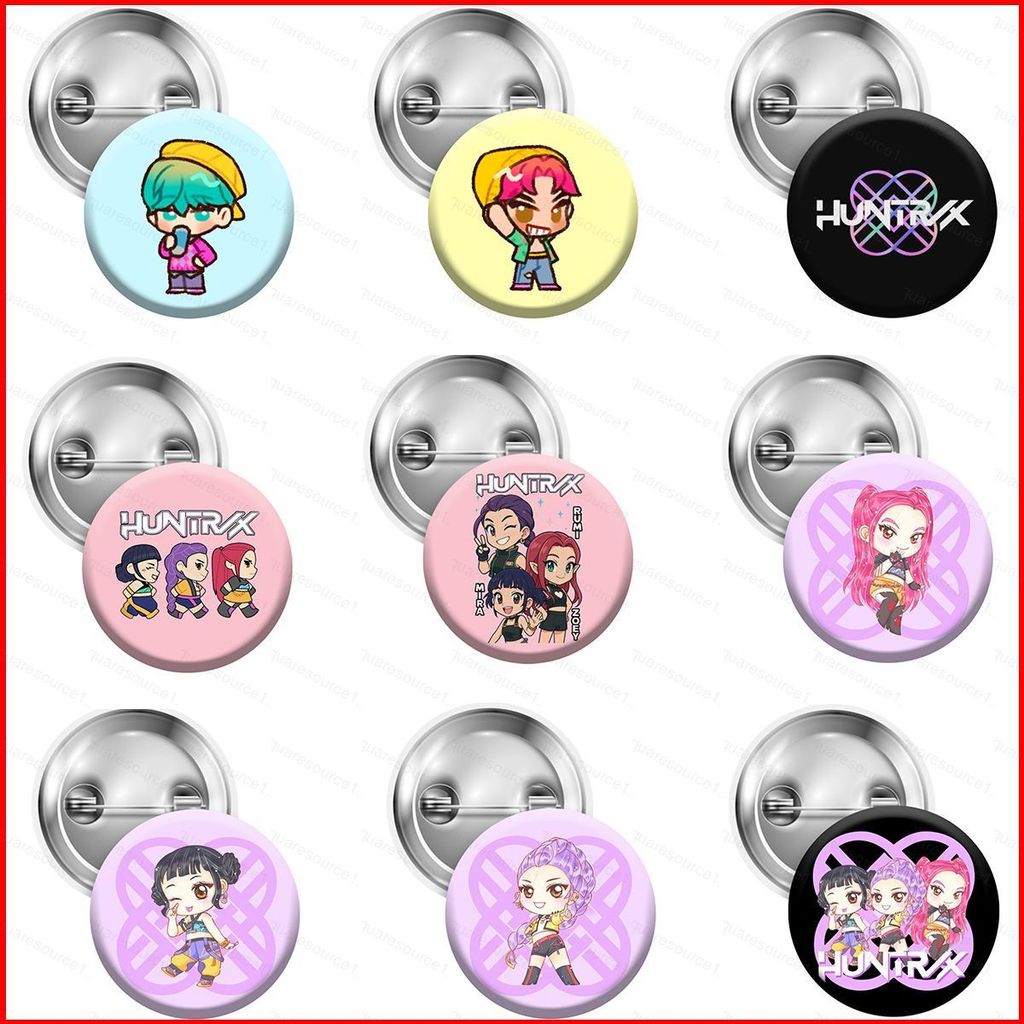 SQ1 K-Pop Demon Hunters Rumi Badge Bar Guzi SRDS SAJA BOYS Mystery Romance เข็มกลัด QS1