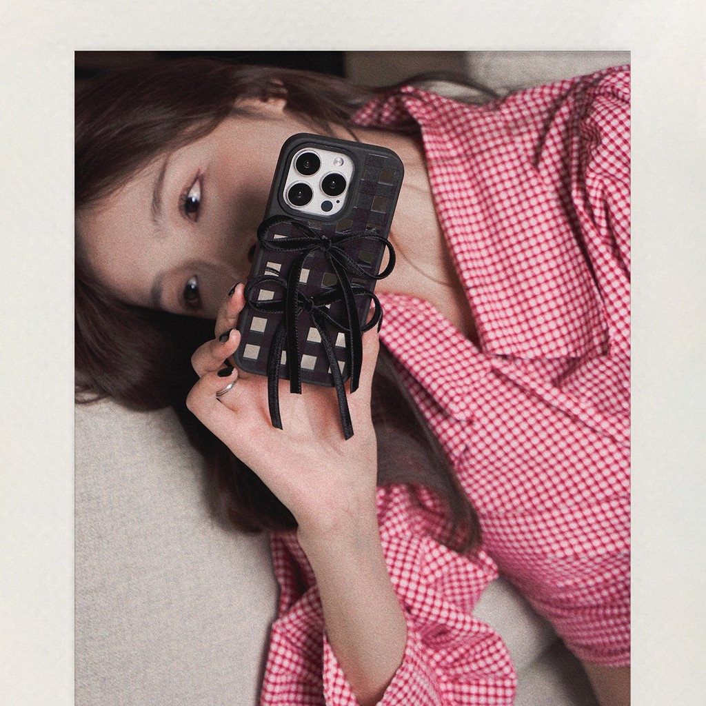 JUEVES Thursday Black Mirror Black Velvet Laced-Up Case Apple 16promax Phone Case 15pro Soft Case 16