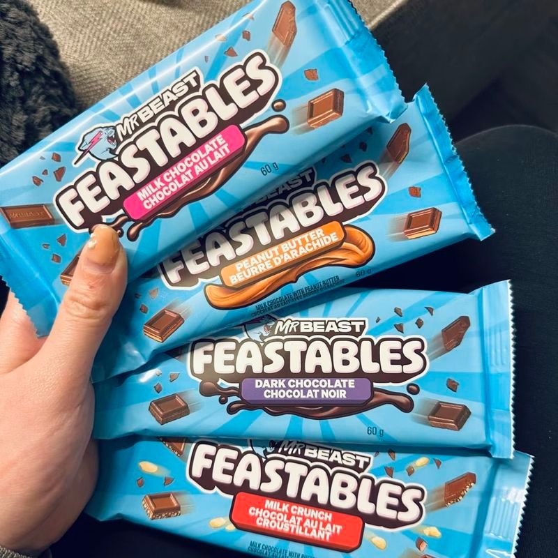 จัดส่งถุงน้ําแข็ง!นําเข้า Mr Beast Feastables Mr. Beast Milk Chocolate Influencer Snacks 7.1
