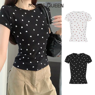 MOSESQUEEN เสื้อผ้าสกรีนสีขาว แบบโพลกาดอต แขนสั้น ผลิตจากผ้าฝ้ายบริสุทธิ์ - ในด้านการออกแบบ มีรูปทรงที่พอดีกับคอหัวกลมและลายไหล่ด้านหน้า#63779
