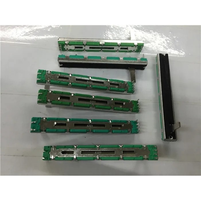 10PCS สําหรับ Behringer Soundcraft B10K B20K B50K Original Potentiometer mixer fader B10K 75 มม.B10K