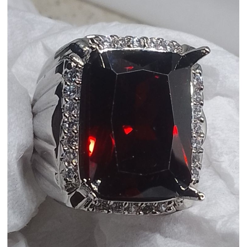 CATAM ORIGINAL QUALITY RED GARNET STONE RING