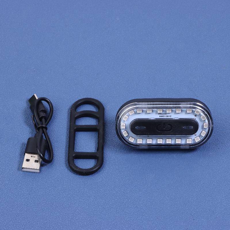 RAM ไฟจักรยาน ไฟท้ายจักรยาน Rainbow LED คําเตือน USB หมวกกันน็อคกันน้ําสกู๊ตเตอร์ไฟท้ายด้านหลัง OTC