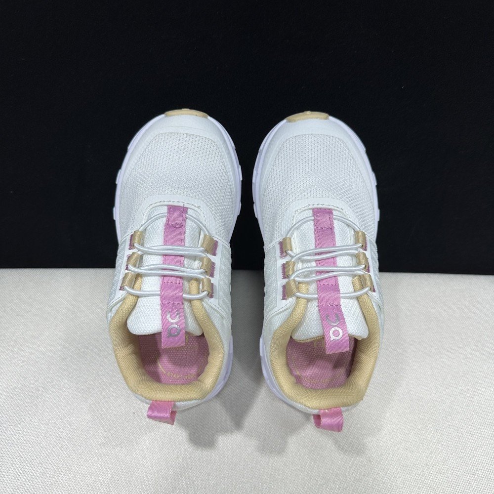 On Running On Cloudswift Kids Boys and girls breathable thin casual mesh Running shoes รองเท้าผ้าใบ 