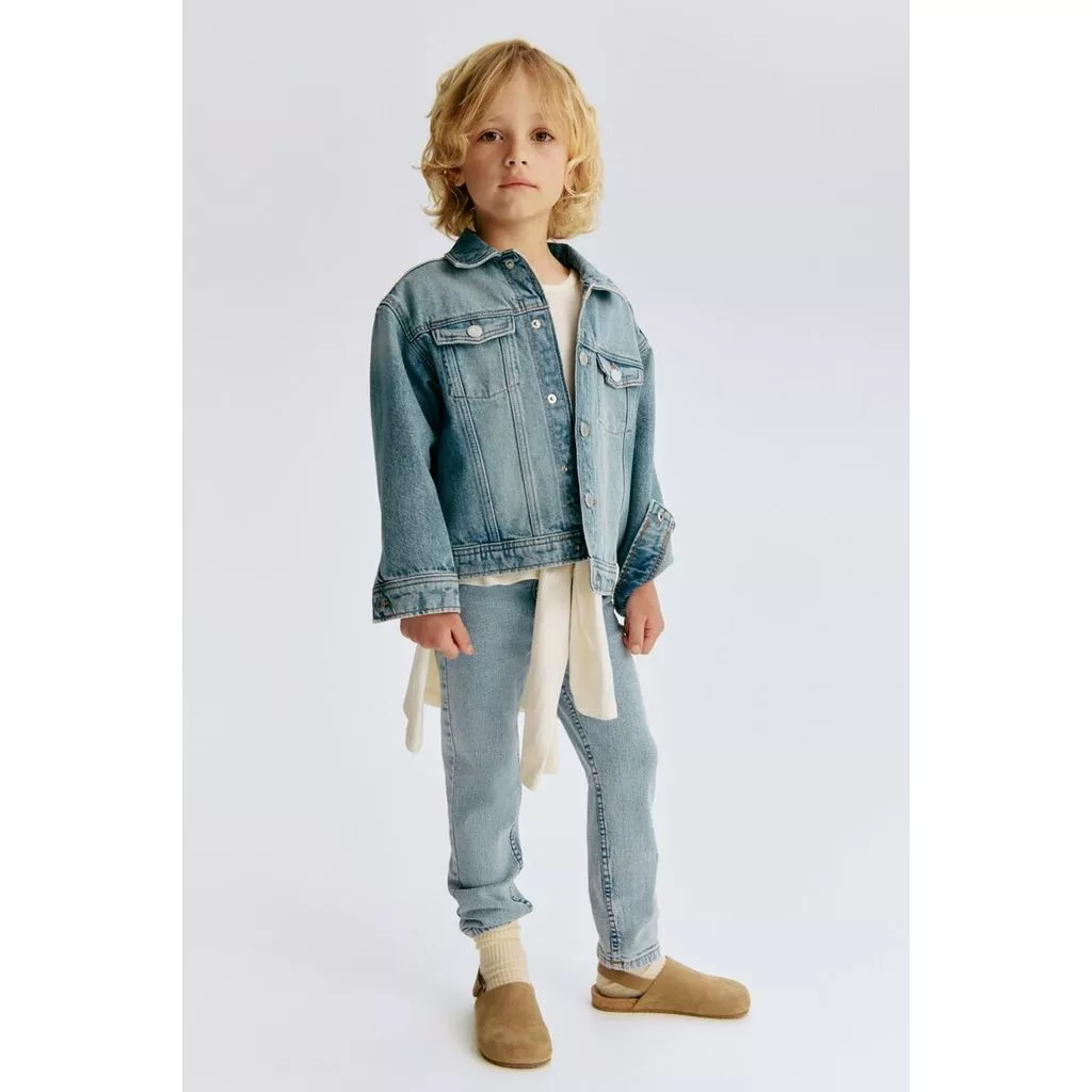 H&M(เอชแอนด์เอ็ม) กางเกงยีนส์ทรงสลิมเนื้อผ้ายืดพิเศษ Boys Superstretch Slim Fit Jeans 1089266_10