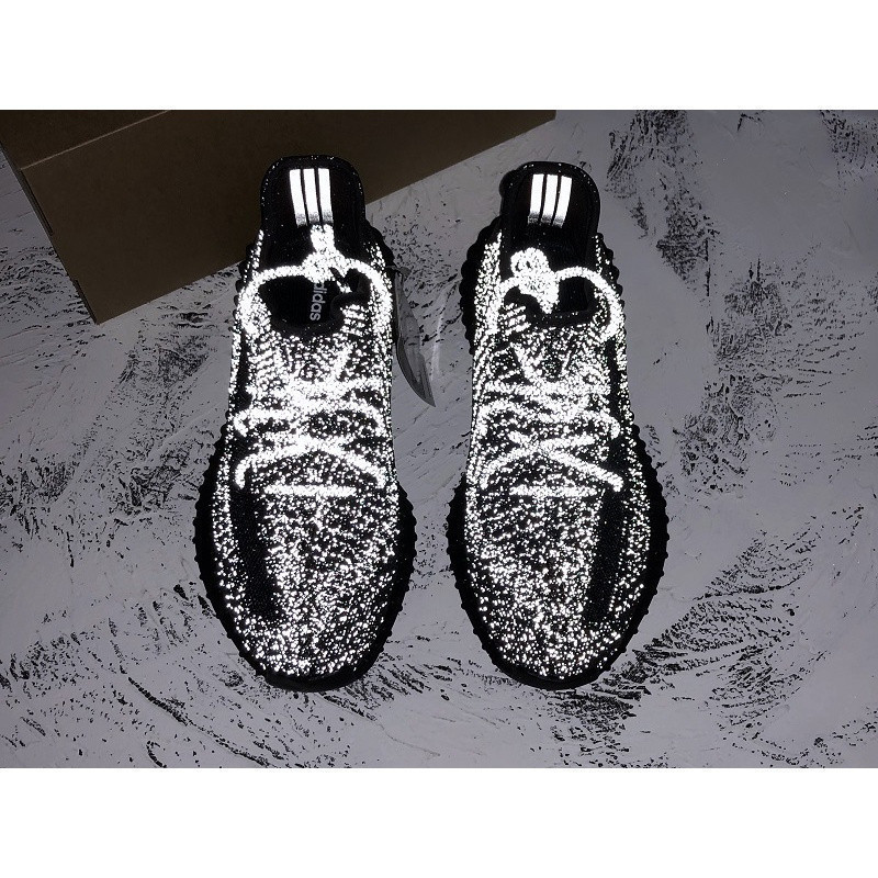 Yeezy Boost 350 V2 350v2 สีดําสะท้อนแสง สีดํา ไซส์ 36 -size 48 oversize size48 ลดราคา TKXR MCNX C7DP