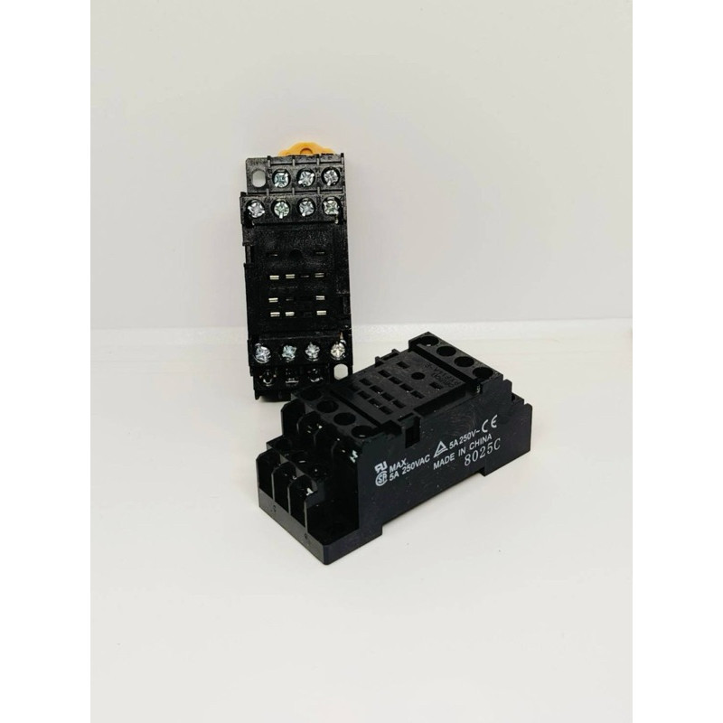 มือ1 ทุกชิ้น PYF14A-E  PYF14A-E ฐานรีเล์ย์ MY4 (MY4 Relay Socket)OMR-PYF14A-E  PYF14A-E ฐานรีเล์ย์ M