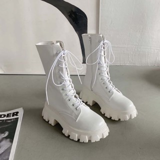 New trend รองเท้าบูทสั้นผู้หญิงผูกเชือก ใส่สบาย ทนทาน รองเท้…