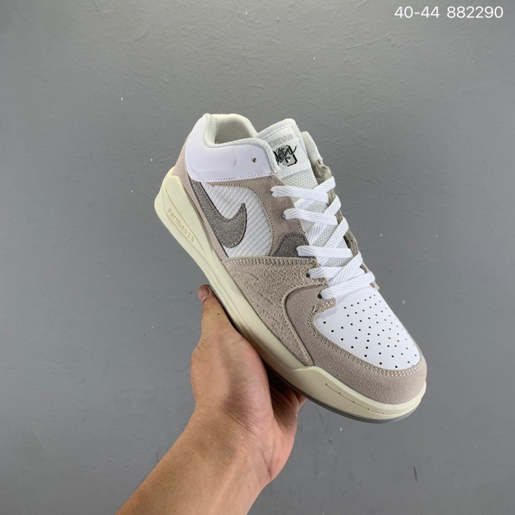 รองเท้าผ้าใบ Jordan Stadium 90 Low