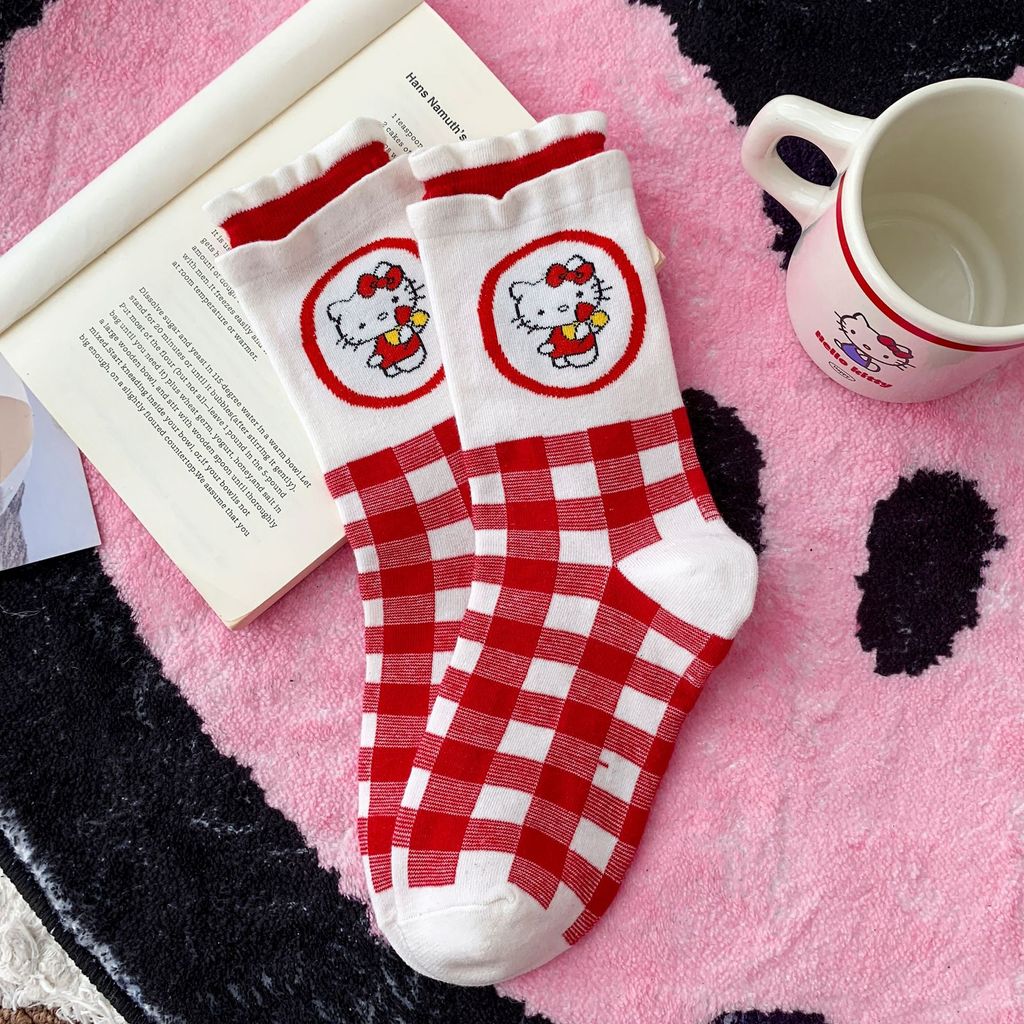 2025 ฤดูใบไม้ร่วงถุงเท้าน่ารักผู้หญิงถุงเท้ากลางหลอดผ้าฝ้ายแท้ไม่มีกระดูกลูกไม้สาวญี่ปุ่น อิน สไตล์อินเทรนด์