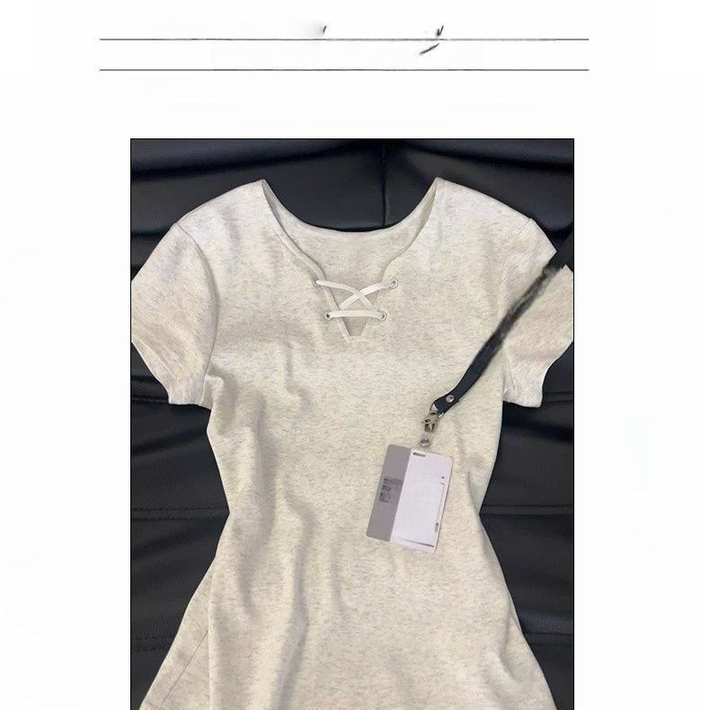 ❤❤ Sweet Hot Girl v คอ Laced-Up Design เสื้อยืดแขนสั้นผู้หญิงสั้น Slim-Fit แคบ- ❤❤2026.07.02