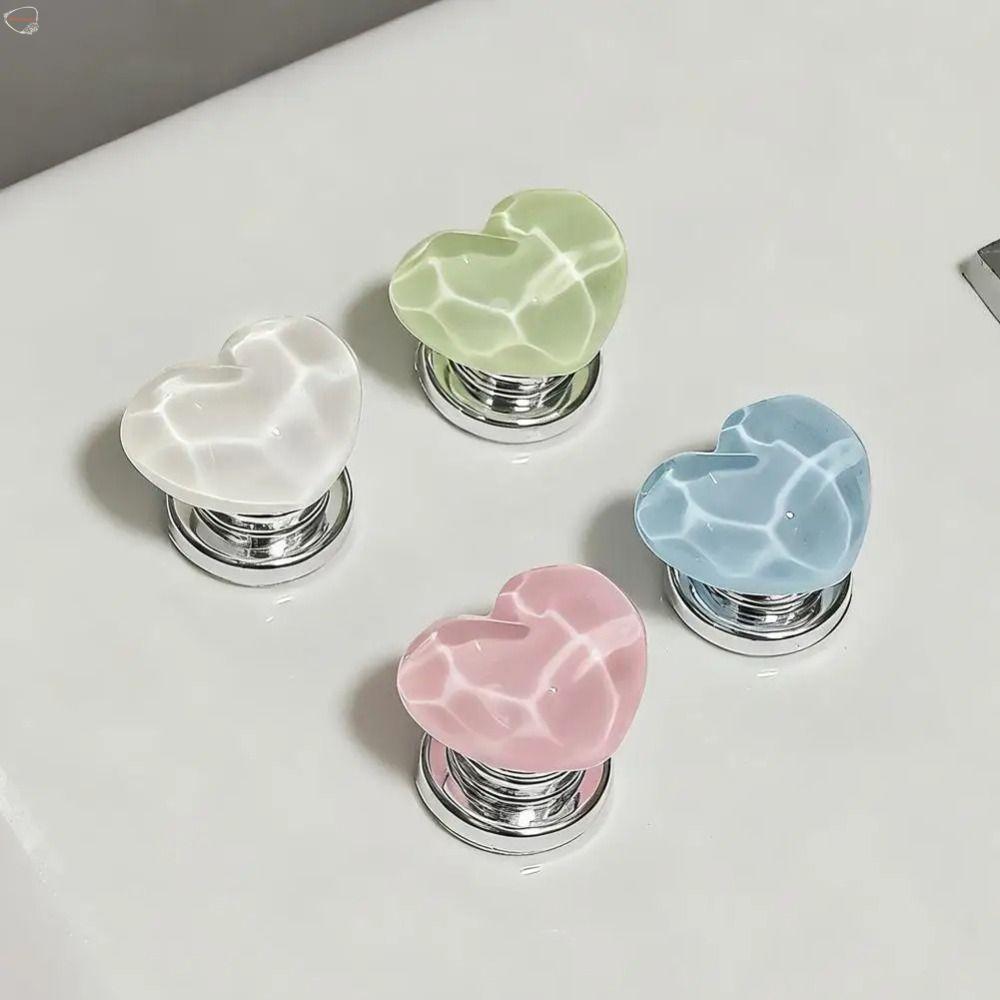 MXBEAUTY ปุ่มกดน้ํา,รูปหัวใจออกแบบสร้างสรรค์ห้องน้ํา ผู้ฟลัชเชอร์, ปุ่มช่วยน่ารักสไตล์กาวในตัวเล็บป้องกันห้องน้ําปุ่มถังห้องน้ําอุปก