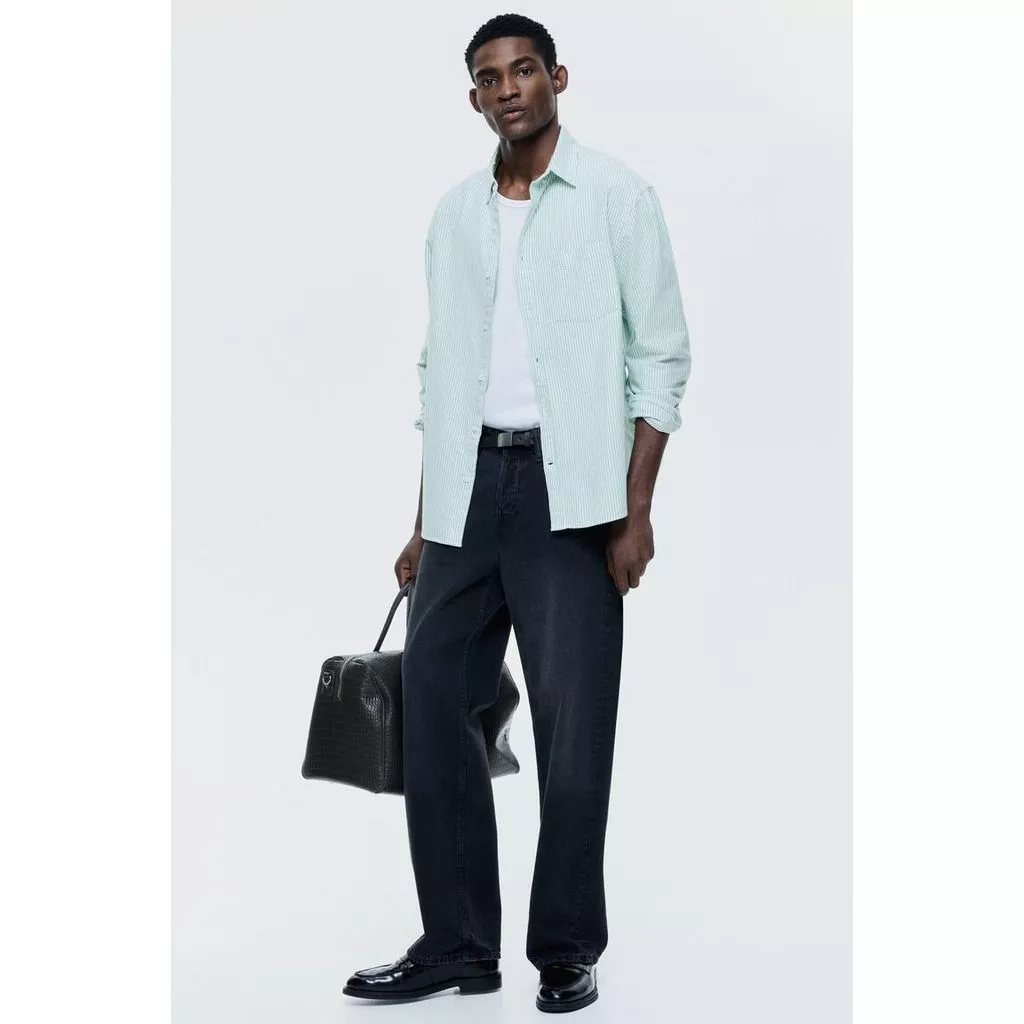 H&M(เอชแอนด์เอ็ม) เสื้อเชิ้ต Oxford แบบ Regular Fit ผู้ชาย 1257417_8