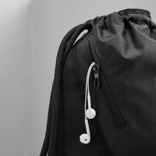 Decathlon 15L Cardio Training Fitness Backpack กระเป๋าสะพายหลังสำหรับการออกกำลังกายแบบคาร์ดิโอขนาด 15 ลิตร - Black