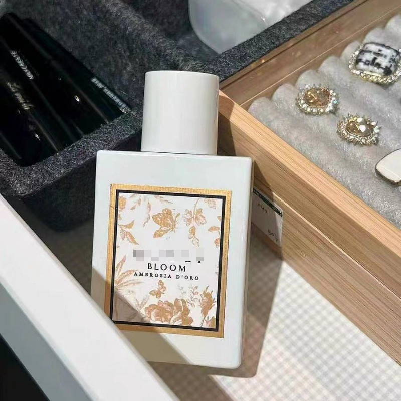 ส่งภายใน 24 ชม. Bloom Ambrosia d'Oro กลิ่นหอมละมุน หอมนาน สไตล์หรูหรา 50ml 100ml บลูม อัมโบรเซีย ดอโร่