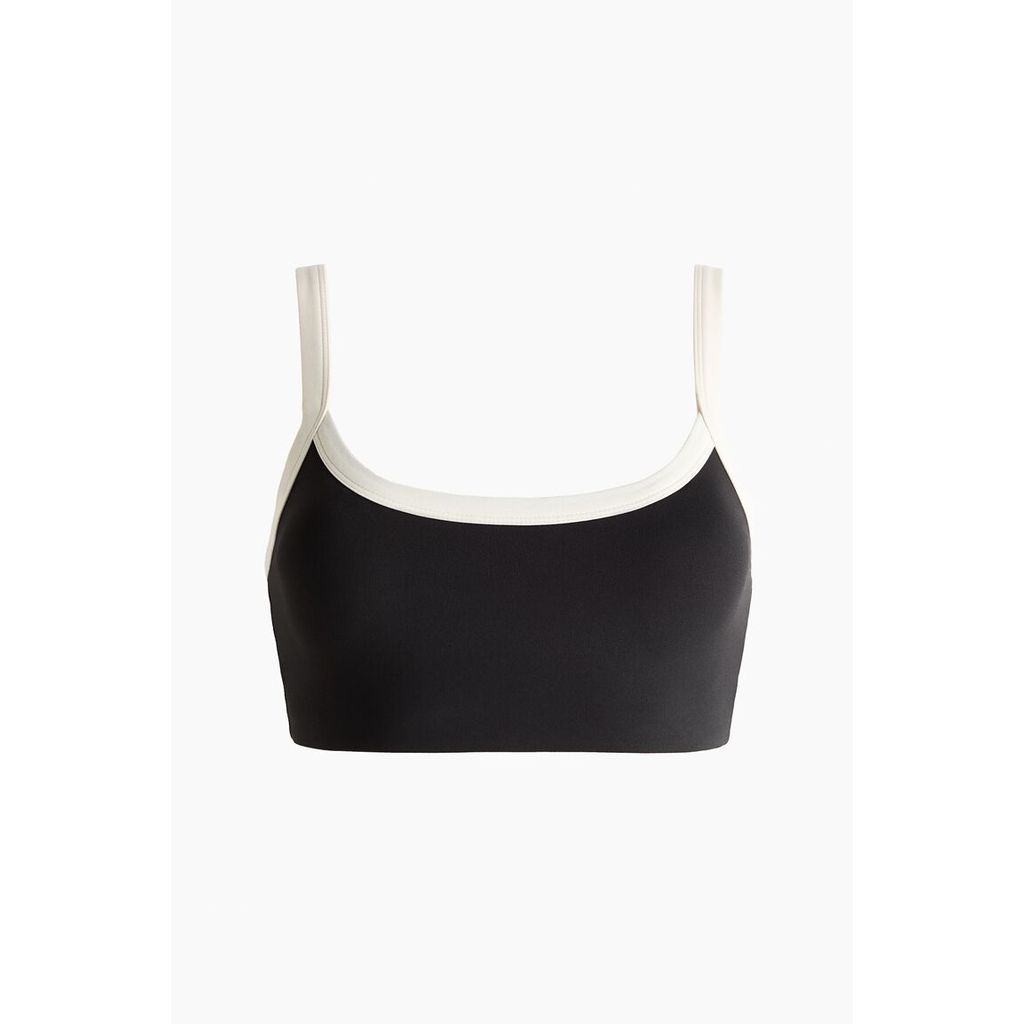 H&M(เอชแอนด์เอ็ม) สปอร์ตบราให้การรองรับระดับเบา พร้อมเทคโนโลยี SoftMove™ ผู้หญิง 1346458_3