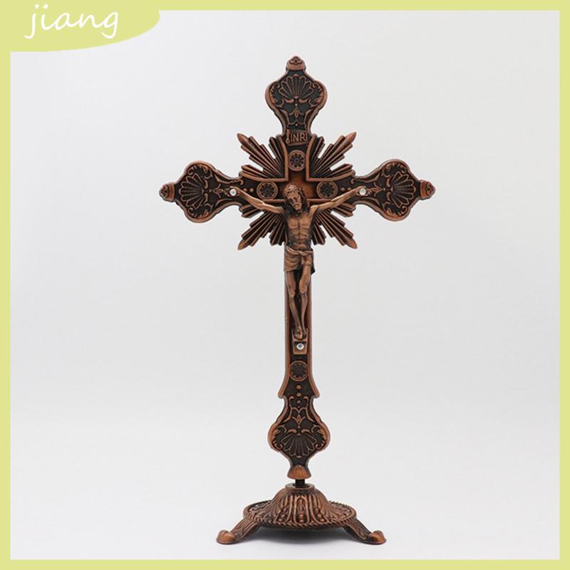 JN Intricate Tabletop Crucifix Sculpture สําหรับตกแต่งสํานักงาน Alter Sculpture