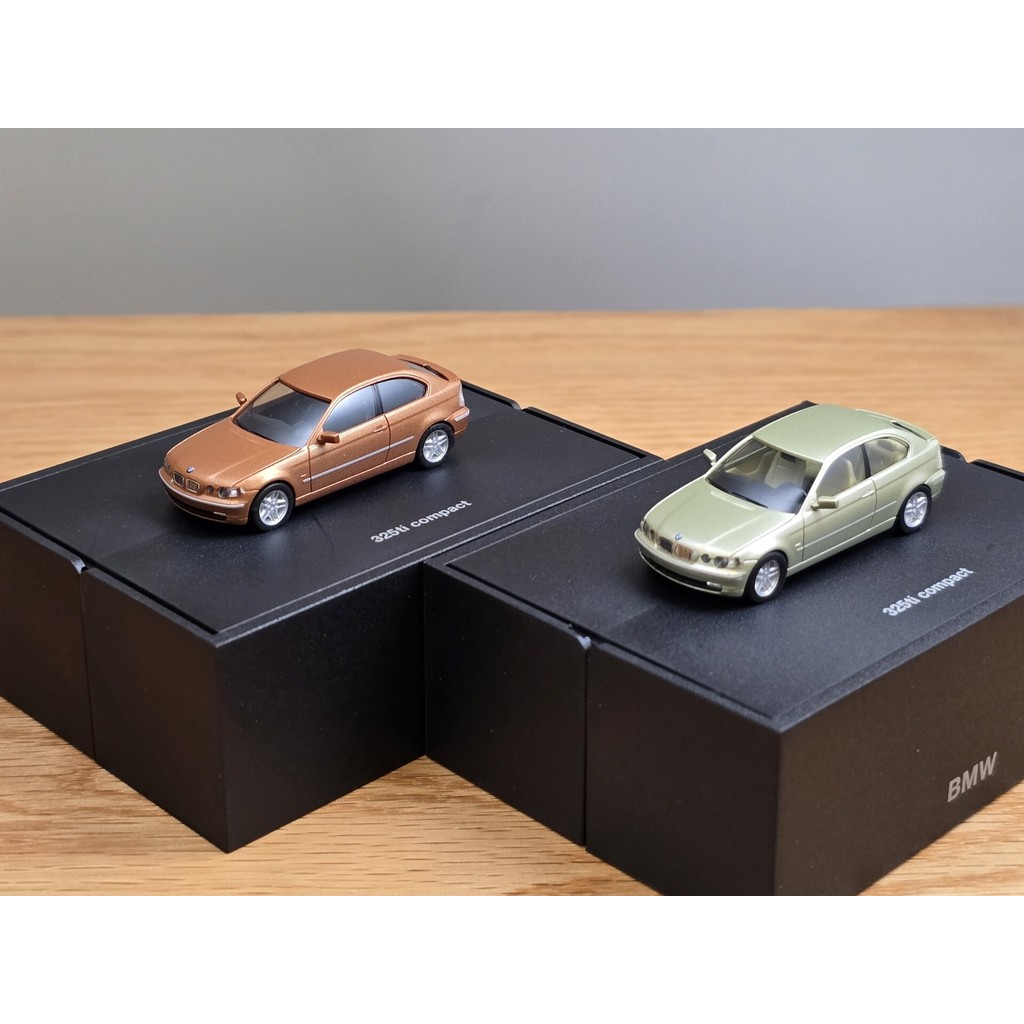 Herpa 1/87 BMW 325 ti E46 Flip Box BMW Original Box Car Model วัสดุพลาสติก สภาพรถ ตามรูปภาพบรรจุภัณฑ