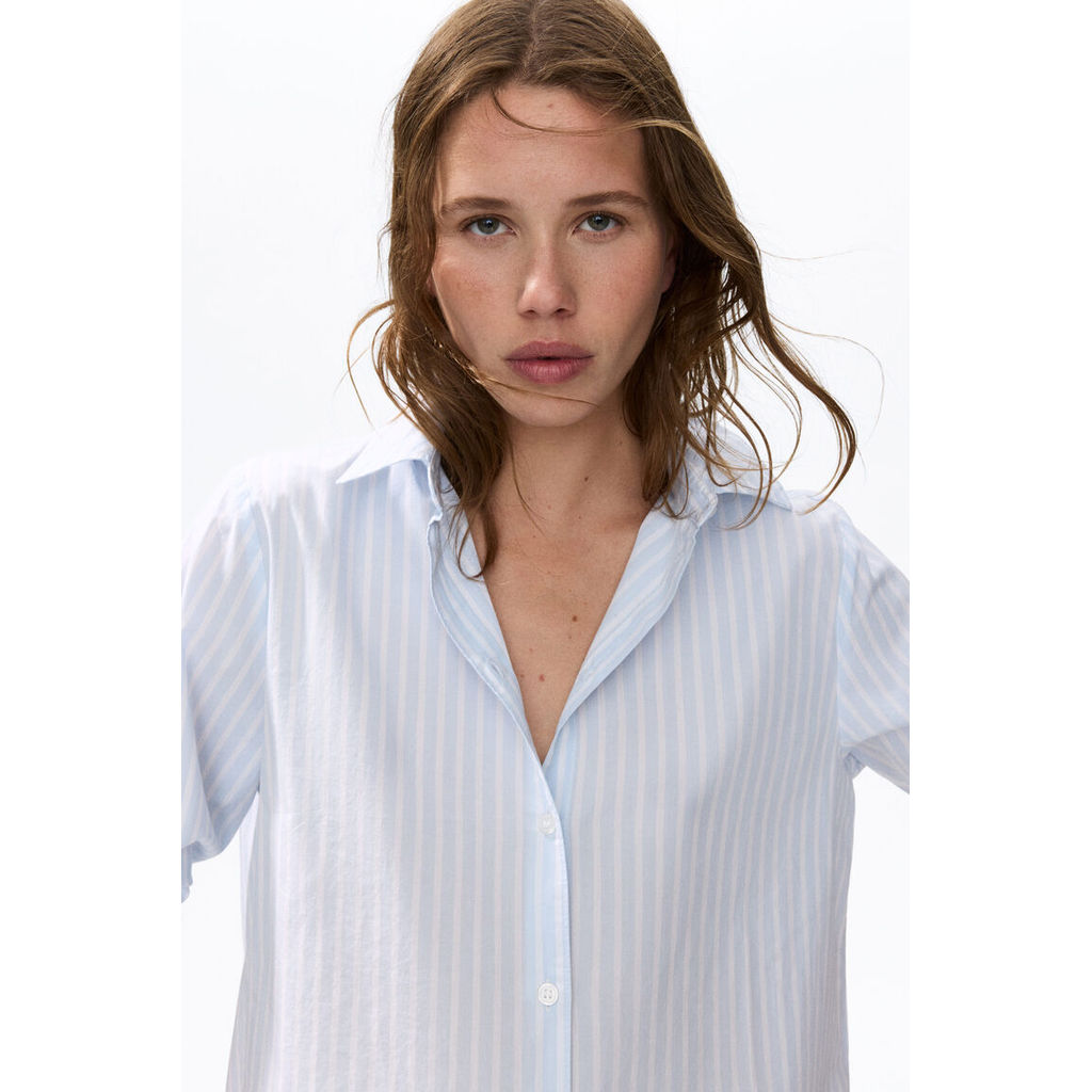 H&M(เอชแอนด์เอ็ม) เสื้อเชิ้ตผ้าคอตตอนป็อปลิน ผู้หญิง 1291546_3