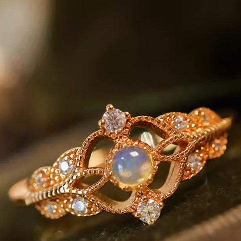 ออกแบบแหวนญี่ปุ่นเครื่องประดับหรูหรา Moonlight Hollow Hand Niche หินภูเขาไฟ Retro Hollow แหวนหญิง BE