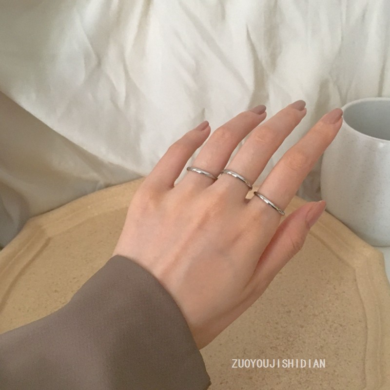 แหวนแฟชั่น titanium steel กะพริบ สไตล์ blogger สำหรับผู้ชายและผู้หญิง เครื่องประดับที่ไม่เหมือนใคร