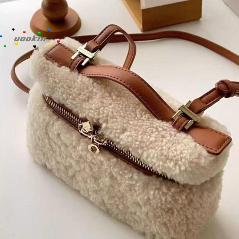 UOOKIN กระเป๋าถือสตรี Lamb Fur Velvet สไตล์เรโทร ขนาดใหญ่ มีพื้นที่เก็บของมาก เหมาะสำหรับฤดูกาลใบไม้ร่วงและหน้าหนาว