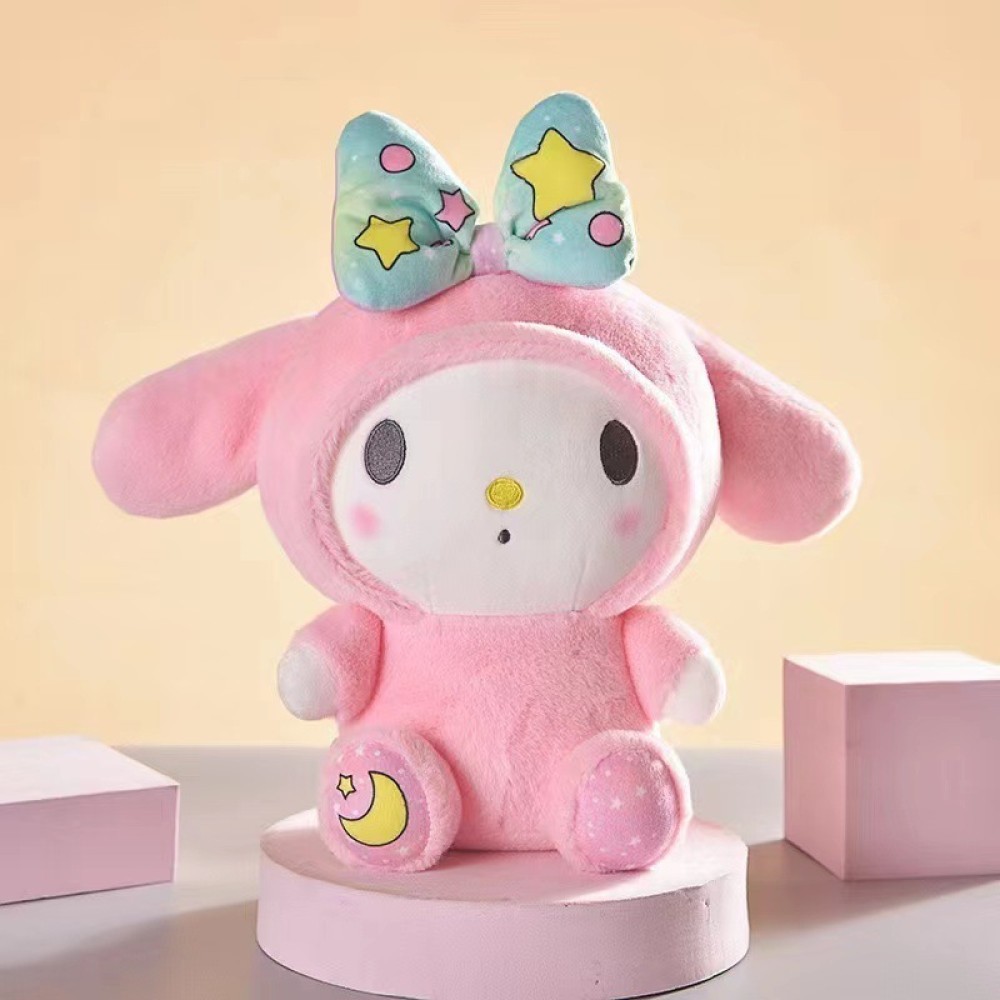 SANRIO หมอนตุ๊กตานุ่ม รูปการ์ตูน Hello Kitty Cinnamonroll Kuromi Pochacco ขนาด 25 ซม ของเล่นสําหรับเ