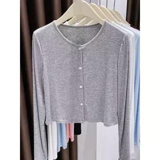 ส่งไวจากไทย สไตล์ใหม่ เสื้อยืดผู้หญิง แขนยาว เสื้อคาร์ดิแกนแจ็คเก็ตบางเสื้อผ้าป้องกันแสงแดดผ้าคลุมไหล่ผู้หญิง🎀Novva