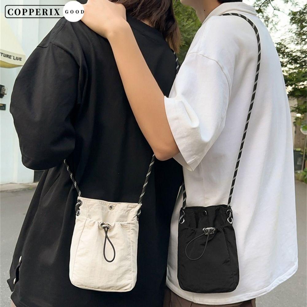 COPPERIX กระเป๋า Messenger, กระเป๋าสะพายผ้าแคนวาสสีทึบ, กระเป๋าโท้ตสไตล์มินิมอลน้ําหนักเบาแฟชั่นสําหรับเดินทางกีฬา