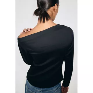H&M(เอชแอนด์เอ็ม) เสื้อท่อนบนดีไซน์ไม่สมมาตร Women Asymmetric top 1322890_1