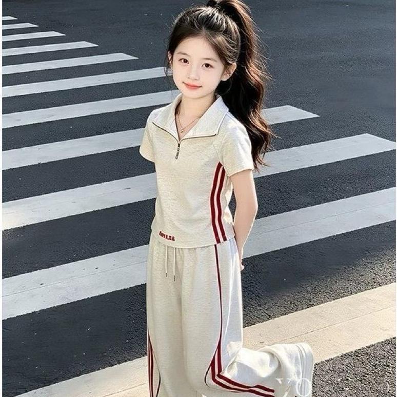 [จํากัดเวลา เซคคิล] ชุดสูทเด็กผู้หญิงเสื้อผ้าฤดูร้อน 2026 สไตล์ใหม่แฟชั่นเด็กแฟชั่นลําลองฤดูร้อนบางแขนสั้นกีฬาชุดสองชิ้นอินเทรนด