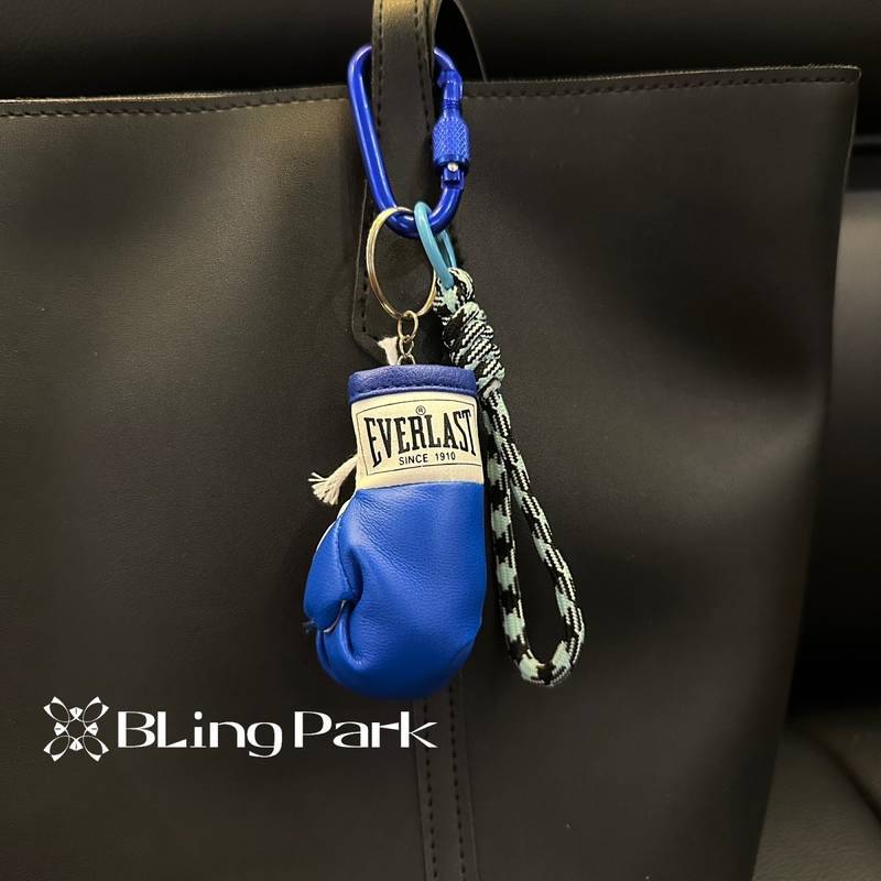 Miu Creative Mini Key Rings for Boxing Gloves Sports Pendant Dumbbell Bag Ornaments X24N